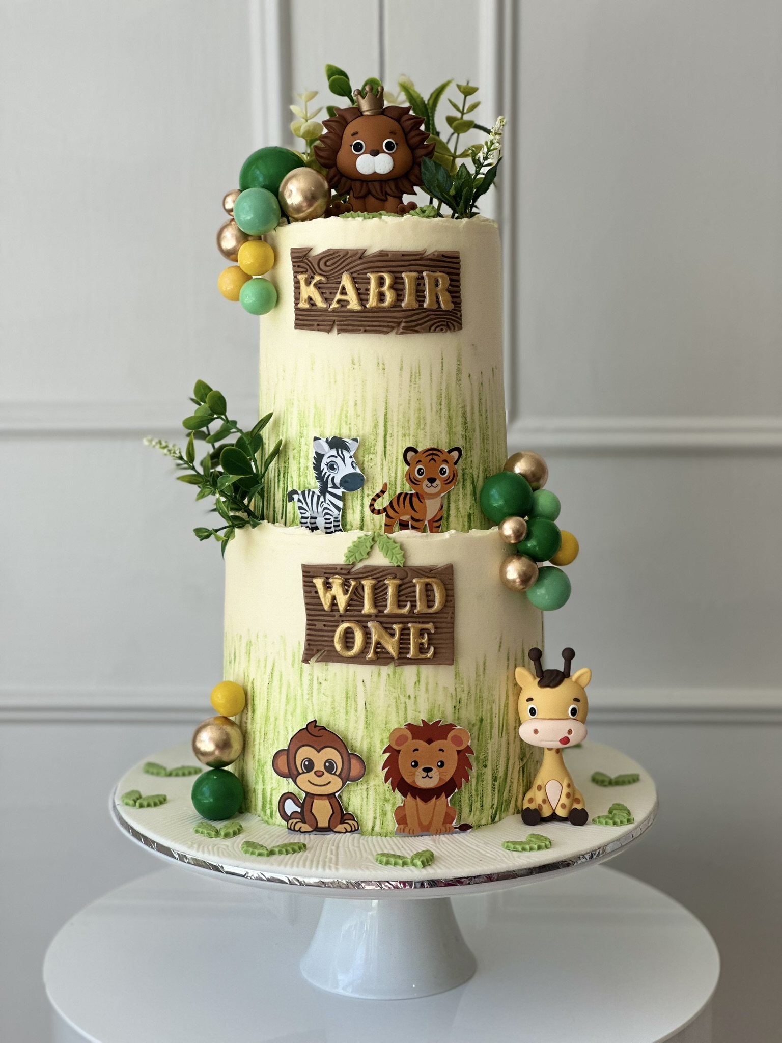 Kabir Wild One jungle safari birthday cake