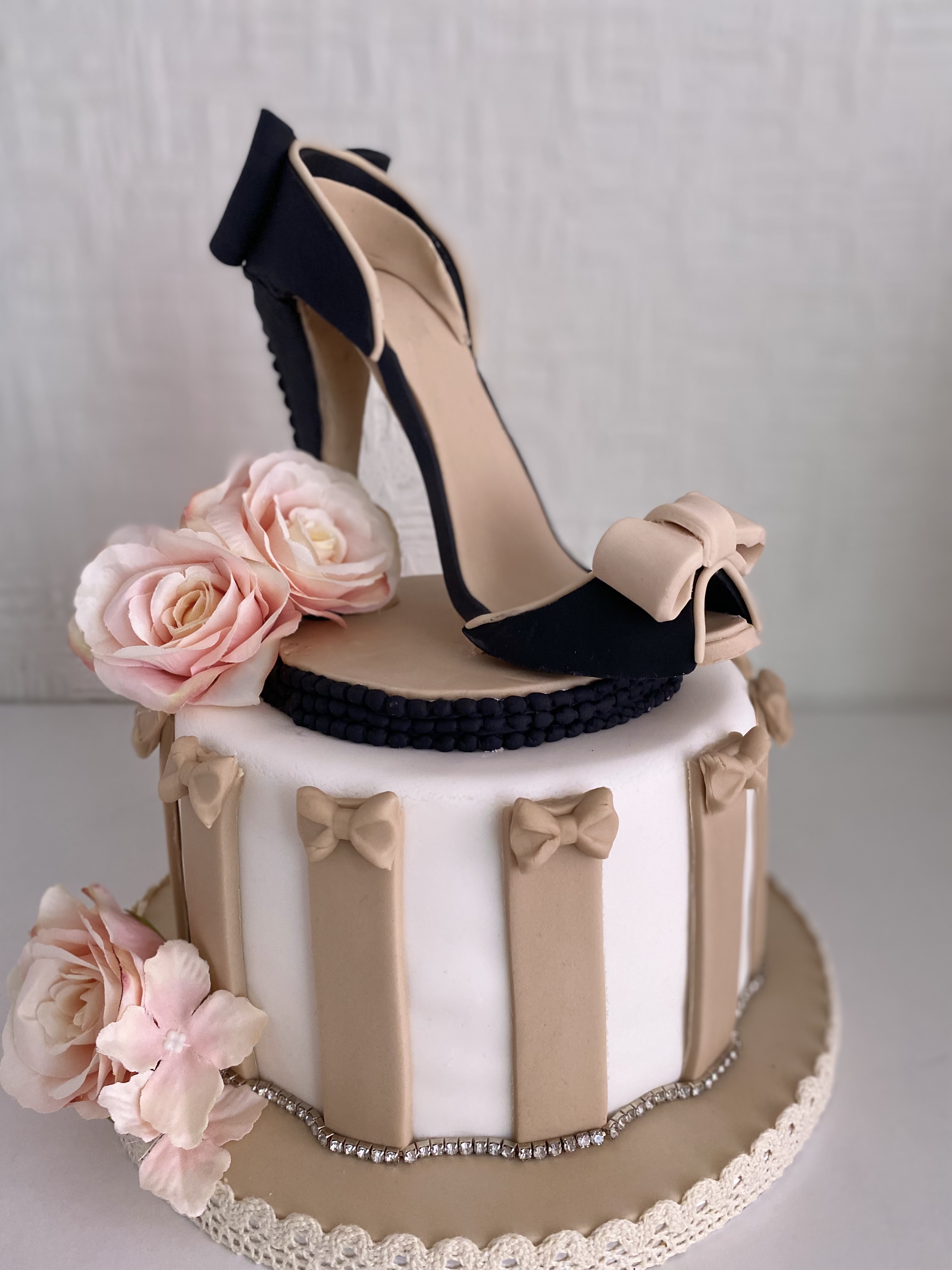 Cake for her